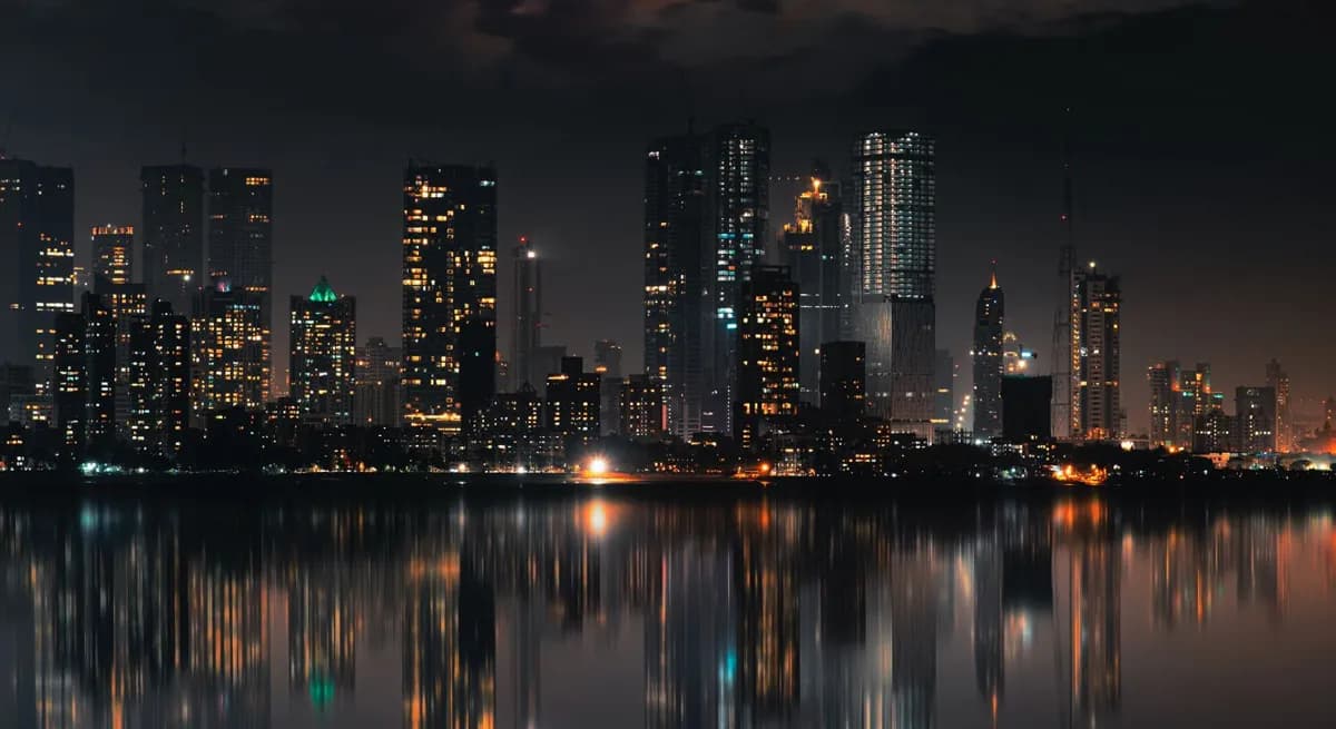 Escorts Near Me in Mumbai: How Local Booking Really Works