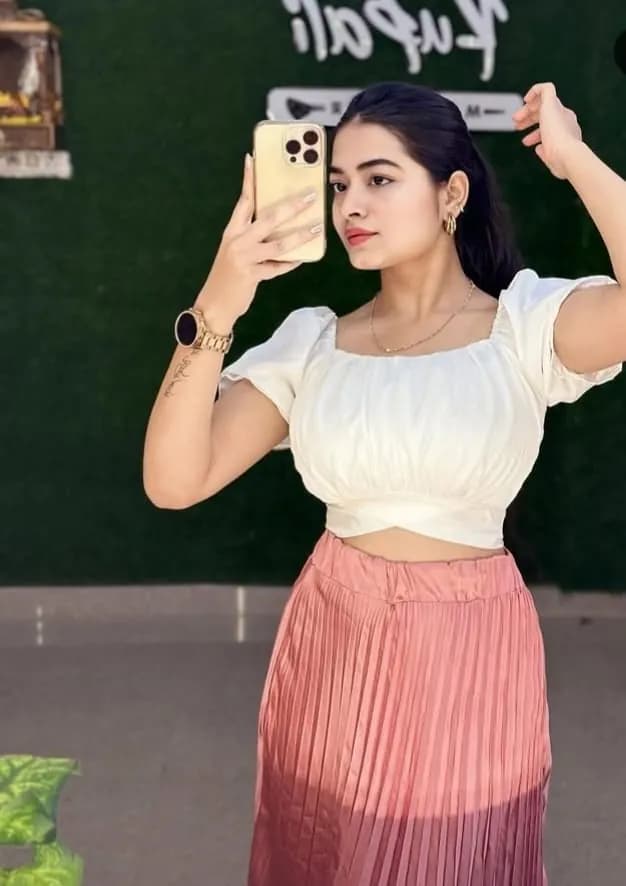 Kiara, 23, Colaba, Mumbai